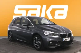 BMW 225