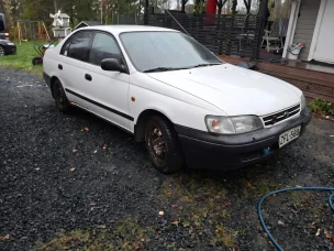 Toyota Carina E