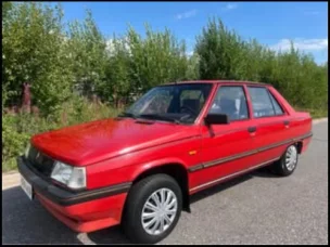 Renault 9