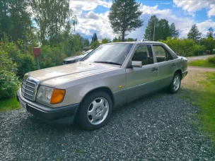 Mercedes-Benz 250