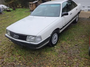 Audi 100