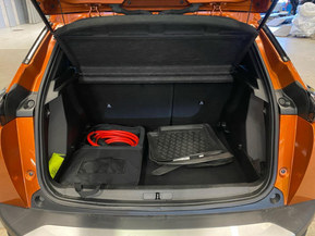 Peugeot e-2008