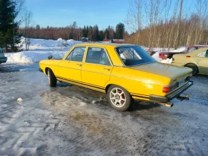 Audi 100