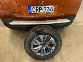 Peugeot e-2008