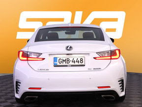 Lexus RC