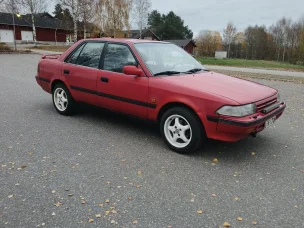 Toyota Carina II