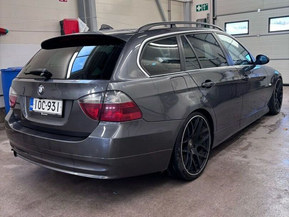 BMW 325