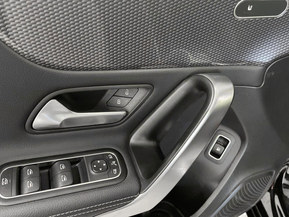 Mercedes-Benz A