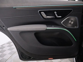 Mercedes-Benz EQS SUV