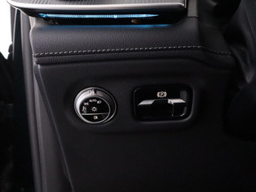 Mercedes-Benz EQS SUV