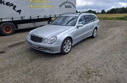 Mercedes-Benz E 320
