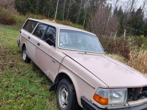 Volvo 245