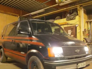 Chevrolet Astro