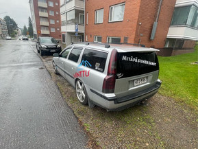 Volvo V70