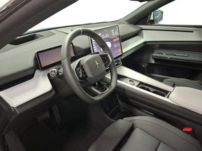 Polestar 4