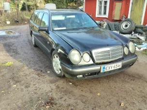 Mercedes-Benz 240
