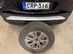 Peugeot e-2008