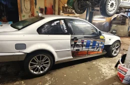 BMW 325