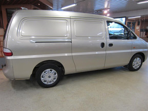 Hyundai H1 Van