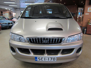 Hyundai H1 Van
