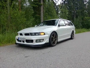 Mitsubishi Legnum