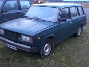 Lada 2104