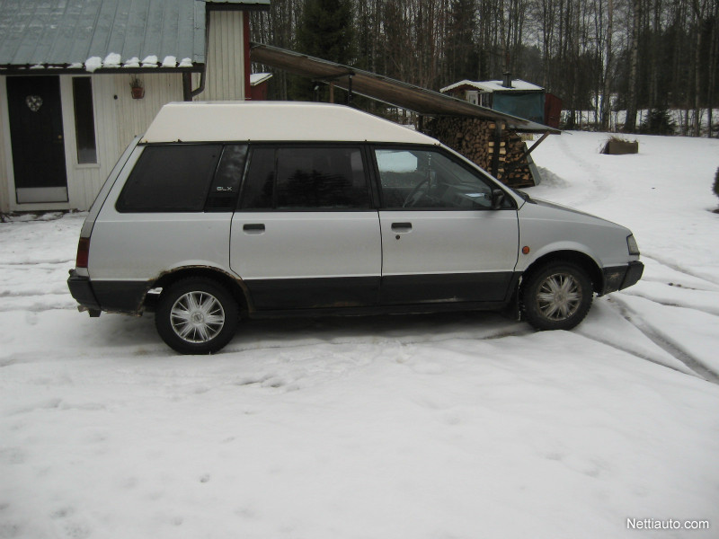 Mitsubishi Space Wagon