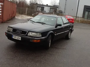 Audi V8