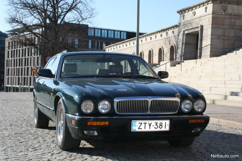 Jaguar XJ6