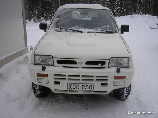 Nissan Terrano II