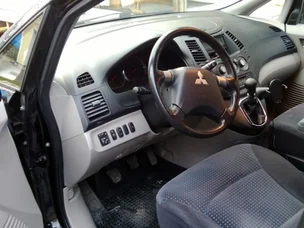 Mitsubishi Grandis