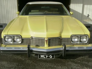 Pontiac Bonneville