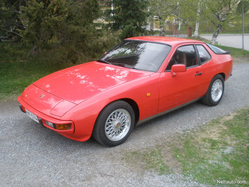 Porsche 924