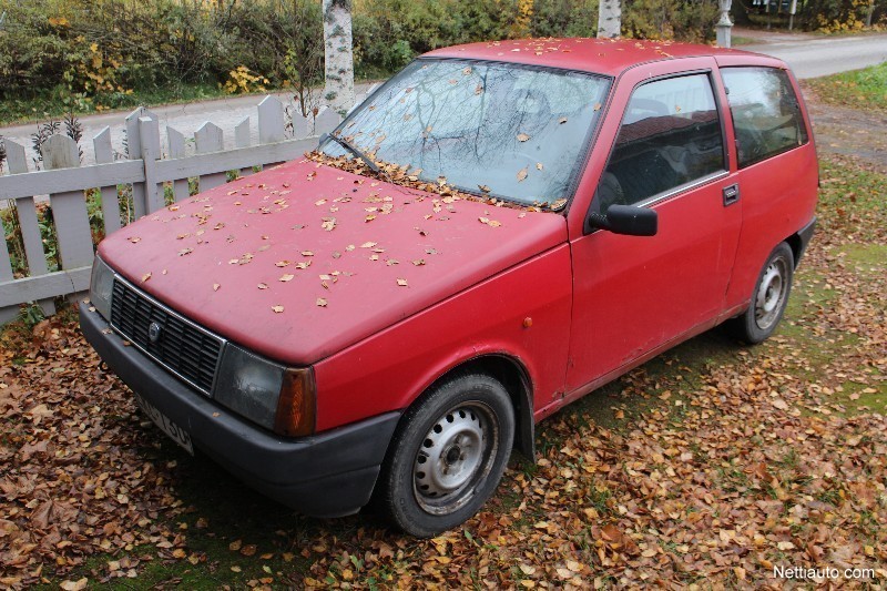 Lancia Y10