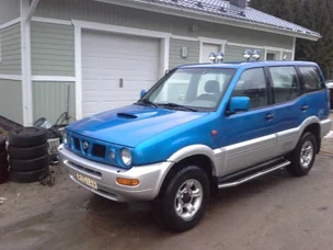 Nissan Terrano II