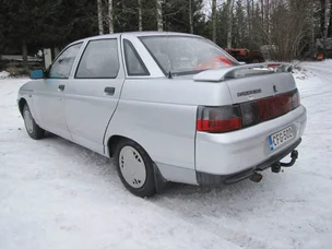 Lada 110