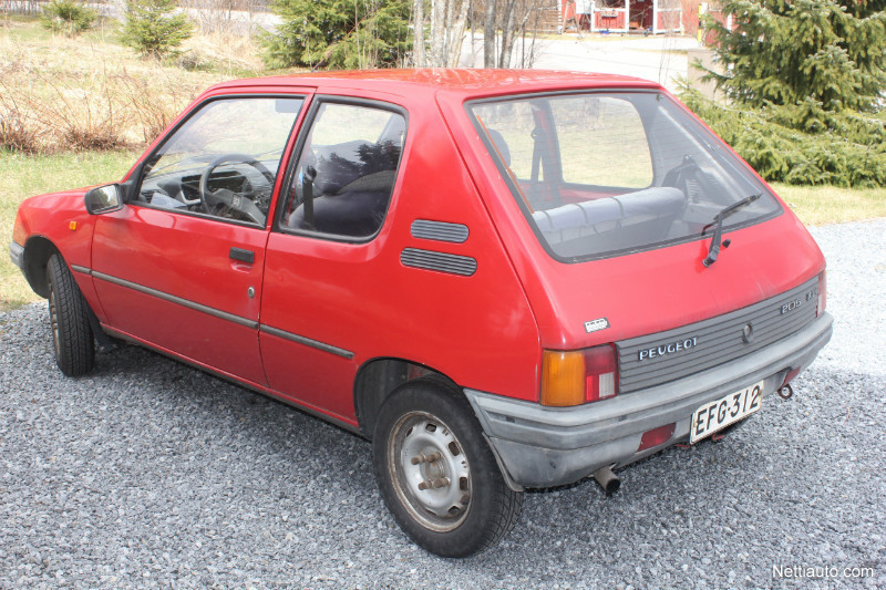 Peugeot 205