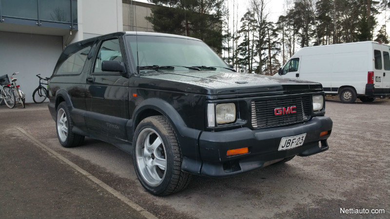 GMC Typhoon