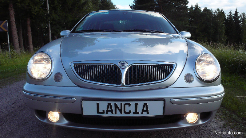 Lancia Lybra