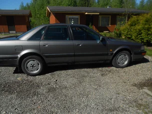 Audi V8