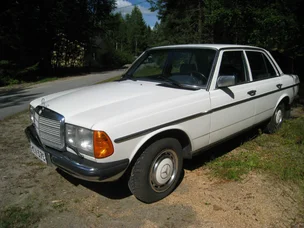 Mercedes-Benz 240