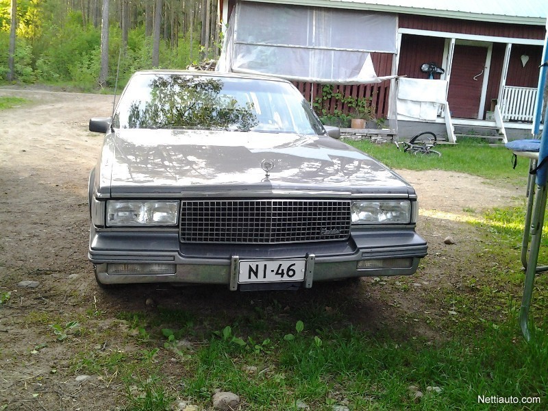 Cadillac De Ville