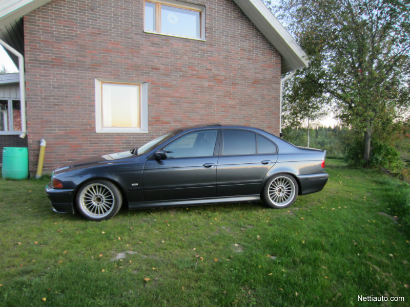BMW Alpina B10