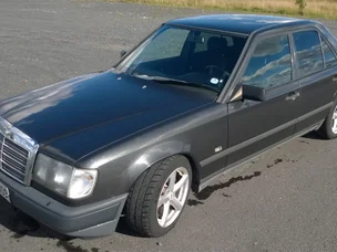 Mercedes-Benz 260