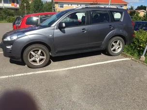 Peugeot 4007