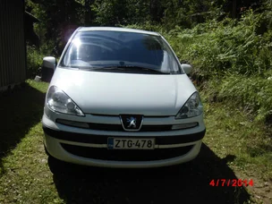 Peugeot 807