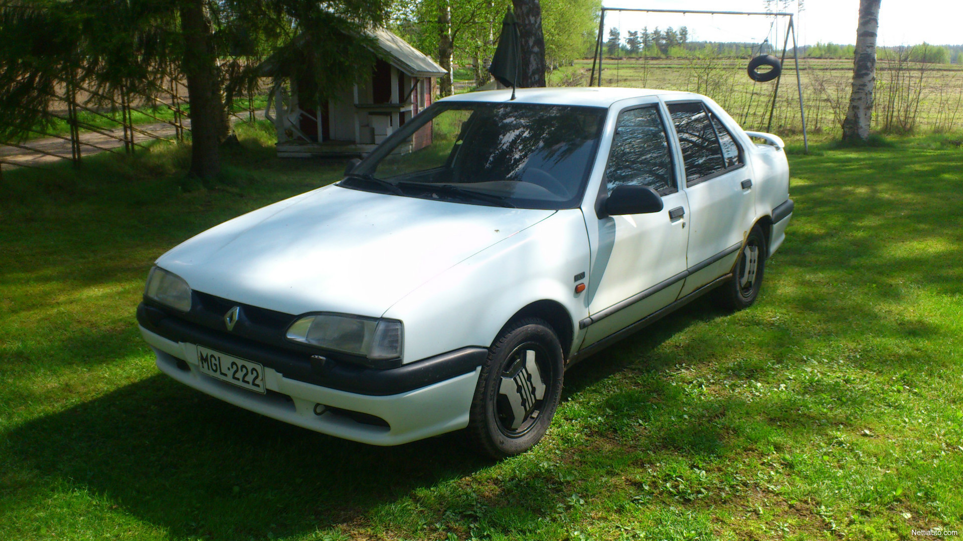 Renault 19