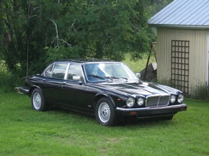 Jaguar XJ