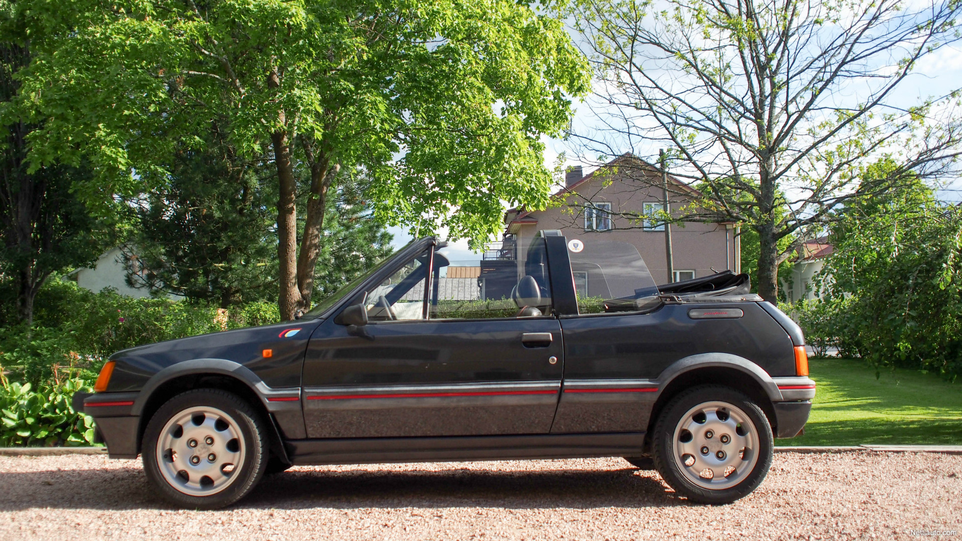 Peugeot 205