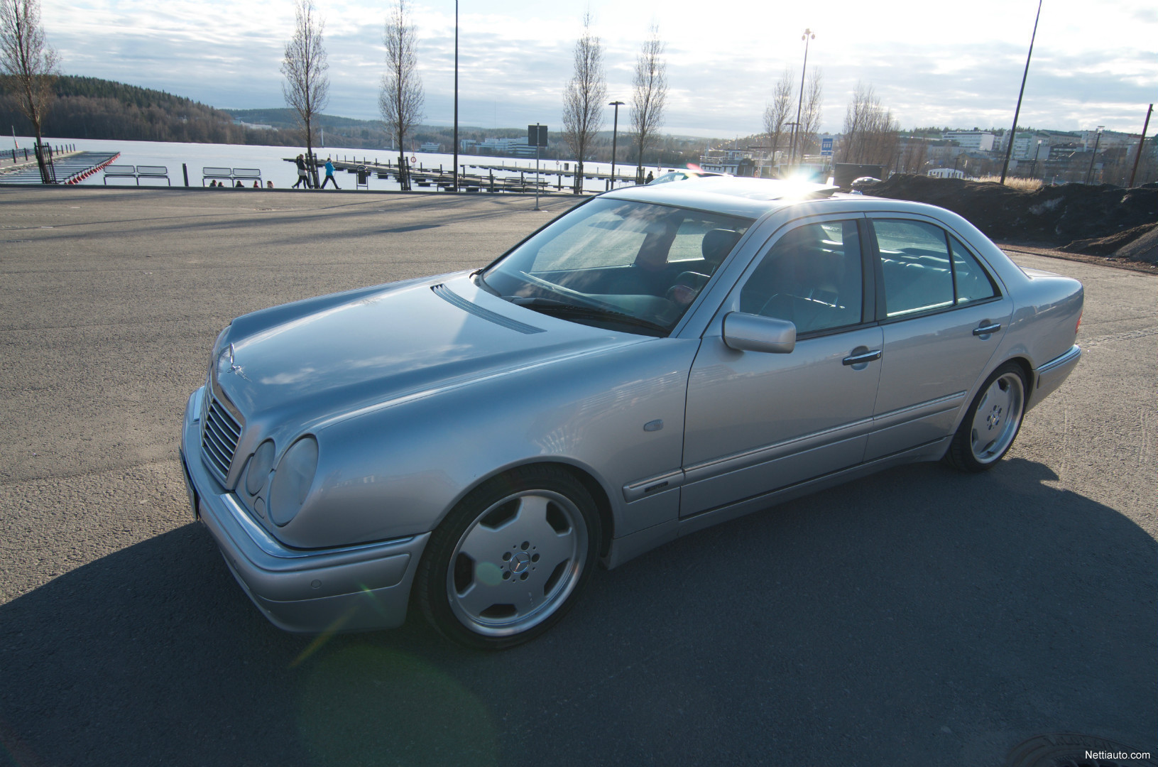 Mercedes-Benz E 55 AMG